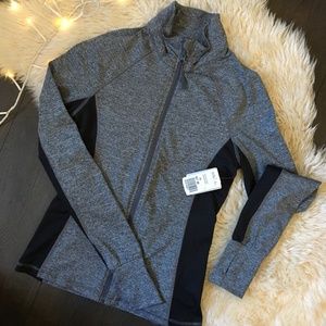 NEW Active Zip Up Long Sleeve Top